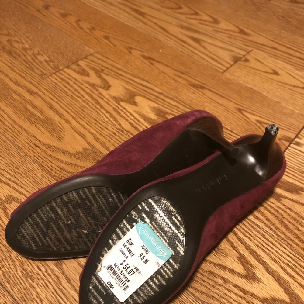 NWT Calvin Klein Suede Peep Toe Purple Shoes - Picture 3 of 3